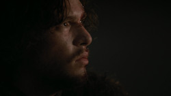 extant_GameOfThrones_2x03-WhatIsDeadMayNeverDie_0132