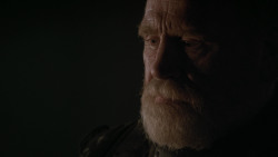 extant_GameOfThrones_2x03-WhatIsDeadMayNeverDie_0134