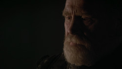 extant_GameOfThrones_2x03-WhatIsDeadMayNeverDie_0135
