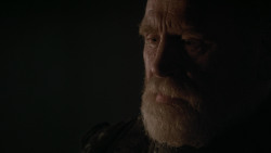 extant_GameOfThrones_2x03-WhatIsDeadMayNeverDie_0136