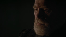 extant_GameOfThrones_2x03-WhatIsDeadMayNeverDie_0137