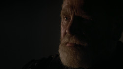 extant_GameOfThrones_2x03-WhatIsDeadMayNeverDie_0233