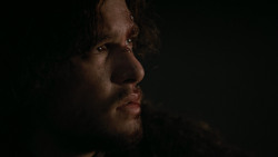 extant_GameOfThrones_2x03-WhatIsDeadMayNeverDie_0236