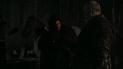 extant_GameOfThrones_2x03-WhatIsDeadMayNeverDie_0257