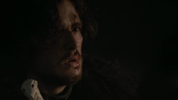extant_GameOfThrones_2x03-WhatIsDeadMayNeverDie_0268