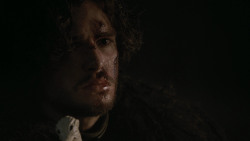 extant_GameOfThrones_2x03-WhatIsDeadMayNeverDie_0271
