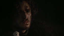 extant_GameOfThrones_2x03-WhatIsDeadMayNeverDie_0274