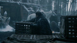 extant_GameOfThrones_2x03-WhatIsDeadMayNeverDie_0278