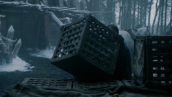 extant_GameOfThrones_2x03-WhatIsDeadMayNeverDie_0281