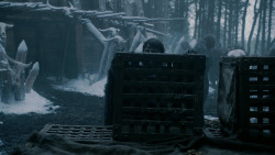 extant_GameOfThrones_2x03-WhatIsDeadMayNeverDie_0286