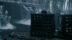 extant_GameOfThrones_2x03-WhatIsDeadMayNeverDie_0287