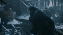 extant_GameOfThrones_2x03-WhatIsDeadMayNeverDie_0302