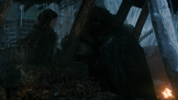 extant_GameOfThrones_2x03-WhatIsDeadMayNeverDie_0330