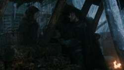 extant_GameOfThrones_2x03-WhatIsDeadMayNeverDie_0338