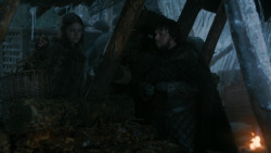 extant_GameOfThrones_2x03-WhatIsDeadMayNeverDie_0375