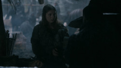 extant_GameOfThrones_2x03-WhatIsDeadMayNeverDie_0427