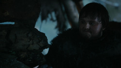 extant_GameOfThrones_2x03-WhatIsDeadMayNeverDie_0437