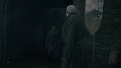 extant_GameOfThrones_2x03-WhatIsDeadMayNeverDie_0466