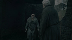 extant_GameOfThrones_2x03-WhatIsDeadMayNeverDie_0468