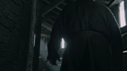 extant_GameOfThrones_2x03-WhatIsDeadMayNeverDie_0494