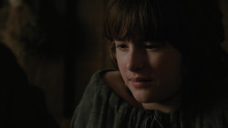extant_GameOfThrones_2x03-WhatIsDeadMayNeverDie_0548