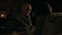 extant_GameOfThrones_2x03-WhatIsDeadMayNeverDie_0549