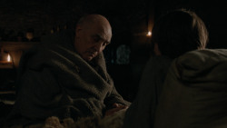 extant_GameOfThrones_2x03-WhatIsDeadMayNeverDie_0578