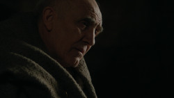 extant_GameOfThrones_2x03-WhatIsDeadMayNeverDie_0631