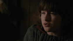 extant_GameOfThrones_2x03-WhatIsDeadMayNeverDie_0638