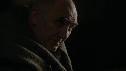 extant_GameOfThrones_2x03-WhatIsDeadMayNeverDie_0651
