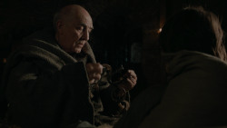 extant_GameOfThrones_2x03-WhatIsDeadMayNeverDie_0662