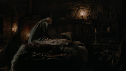 extant_GameOfThrones_2x03-WhatIsDeadMayNeverDie_0746