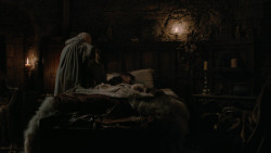 extant_GameOfThrones_2x03-WhatIsDeadMayNeverDie_0749