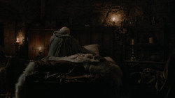 extant_GameOfThrones_2x03-WhatIsDeadMayNeverDie_0752