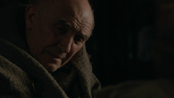 extant_GameOfThrones_2x03-WhatIsDeadMayNeverDie_0772