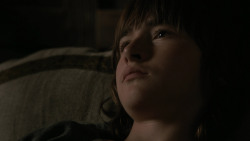 extant_GameOfThrones_2x03-WhatIsDeadMayNeverDie_0793