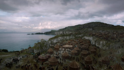 extant_GameOfThrones_2x03-WhatIsDeadMayNeverDie_0825