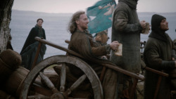 extant_GameOfThrones_2x03-WhatIsDeadMayNeverDie_0838