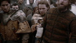 extant_GameOfThrones_2x03-WhatIsDeadMayNeverDie_0848