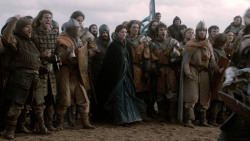extant_GameOfThrones_2x03-WhatIsDeadMayNeverDie_0853