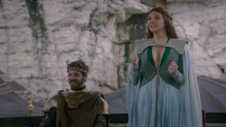 extant_GameOfThrones_2x03-WhatIsDeadMayNeverDie_0883