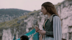 extant_GameOfThrones_2x03-WhatIsDeadMayNeverDie_0898