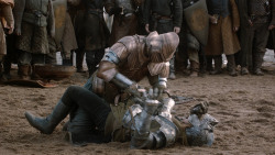 extant_GameOfThrones_2x03-WhatIsDeadMayNeverDie_0910