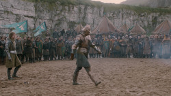extant_GameOfThrones_2x03-WhatIsDeadMayNeverDie_0938