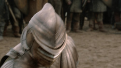 extant_GameOfThrones_2x03-WhatIsDeadMayNeverDie_0942