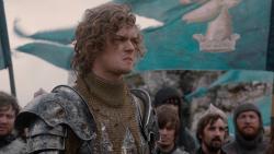 extant_GameOfThrones_2x03-WhatIsDeadMayNeverDie_0983