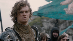 extant_GameOfThrones_2x03-WhatIsDeadMayNeverDie_1028