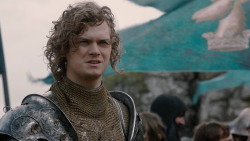 extant_GameOfThrones_2x03-WhatIsDeadMayNeverDie_1030