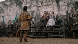 extant_GameOfThrones_2x03-WhatIsDeadMayNeverDie_1078