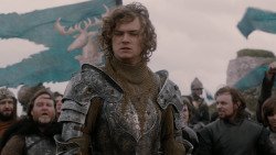 extant_GameOfThrones_2x03-WhatIsDeadMayNeverDie_1149